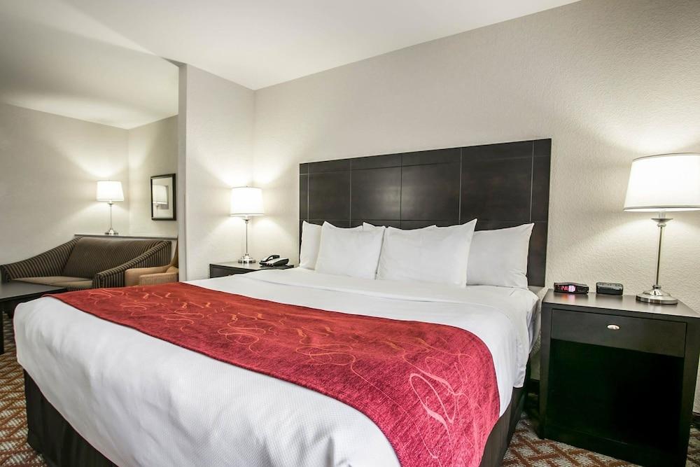 Comfort Suites Columbia Northeast - Fort Jackson Luaran gambar