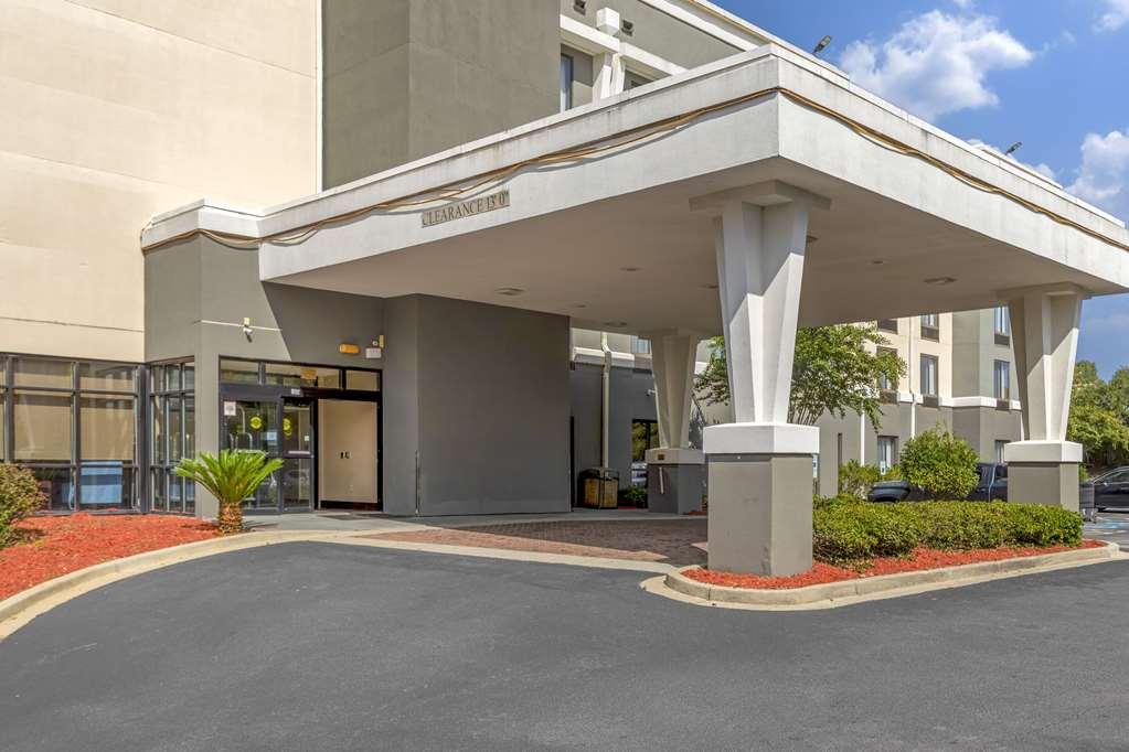 Comfort Suites Columbia Northeast - Fort Jackson Luaran gambar